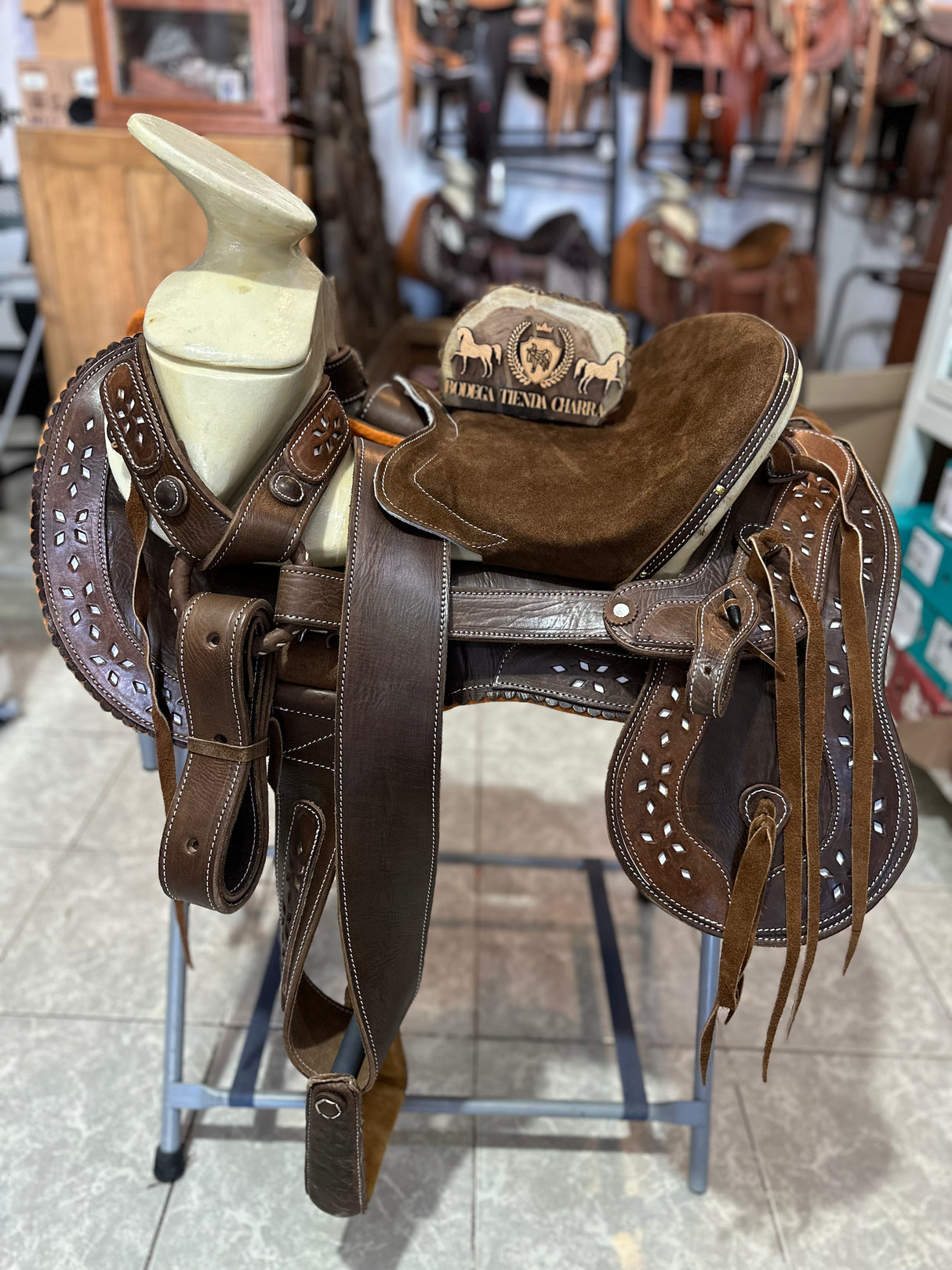 Colita charro duck chair4 N1