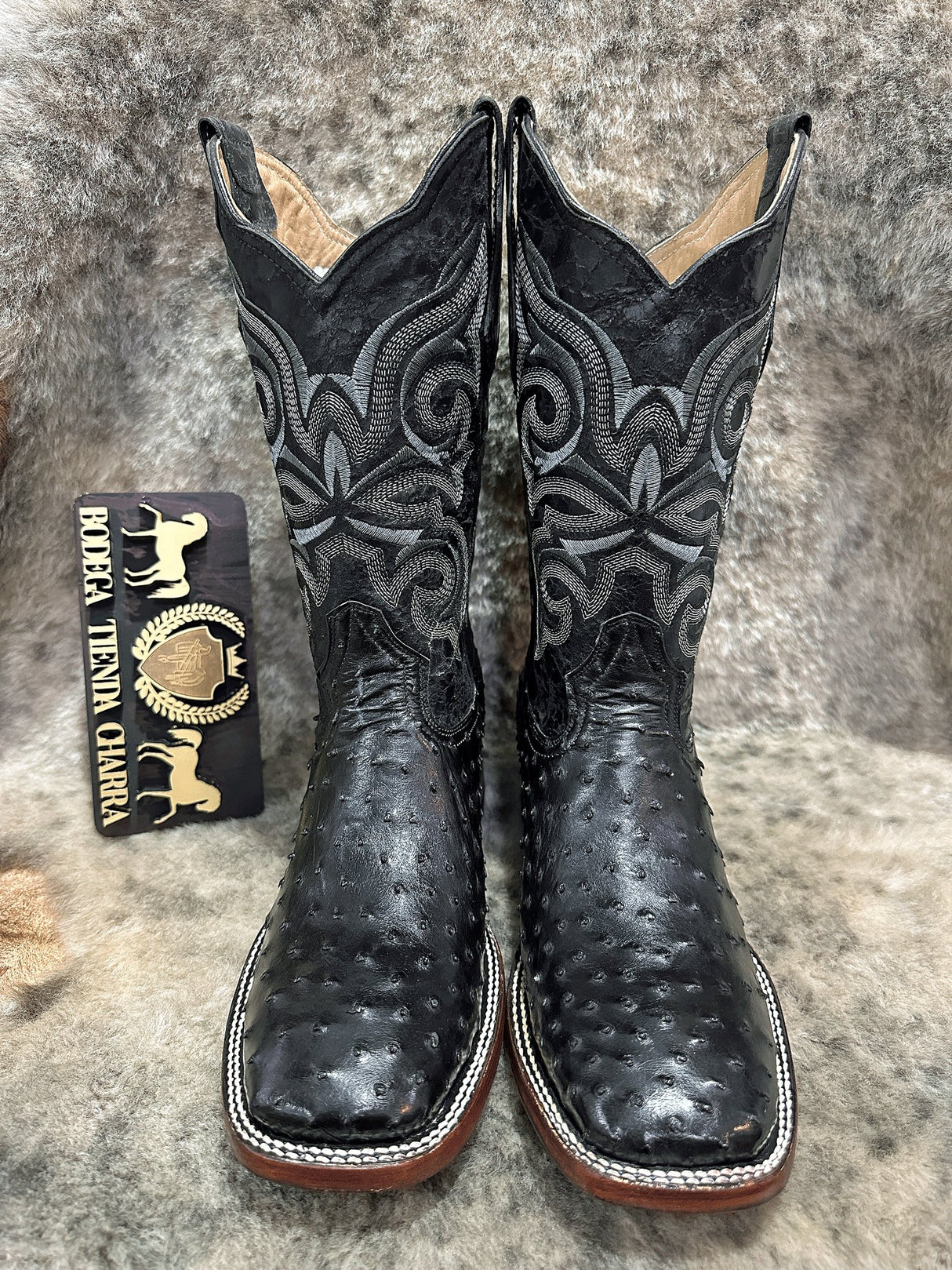 Bota Avestruz Negra (bulldog) - Tiendacharra.com - Bodega Tienda Charra