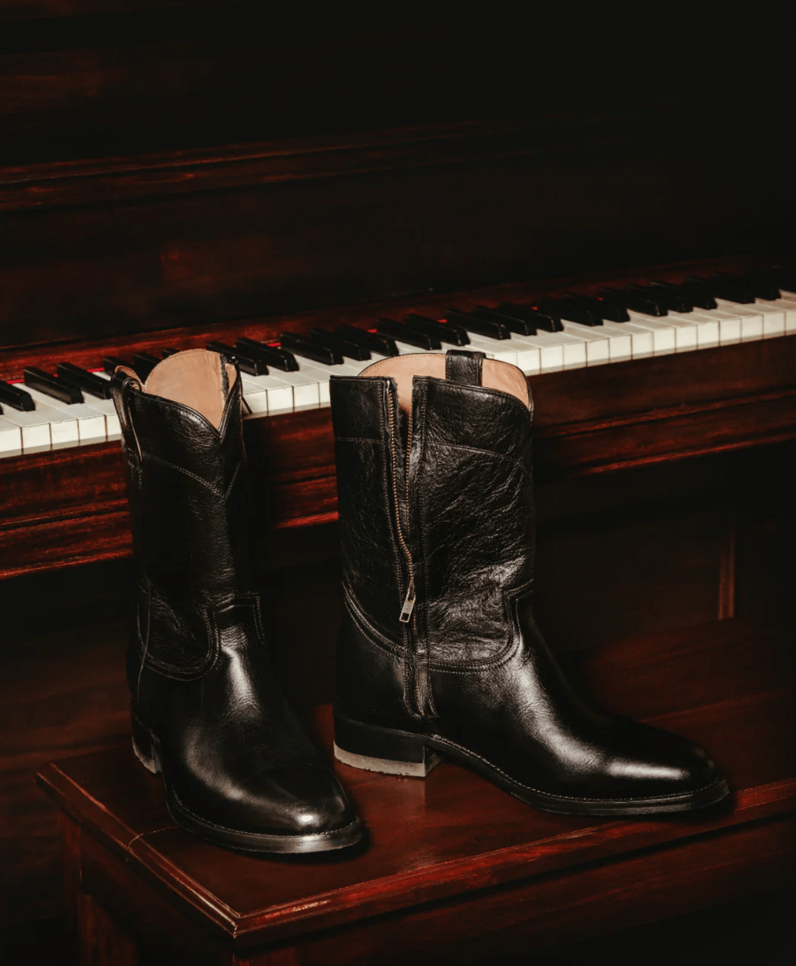 Bota Roper Negra clásica marca Río Grande - Tiendacharra.com - Bodega Tienda Charra