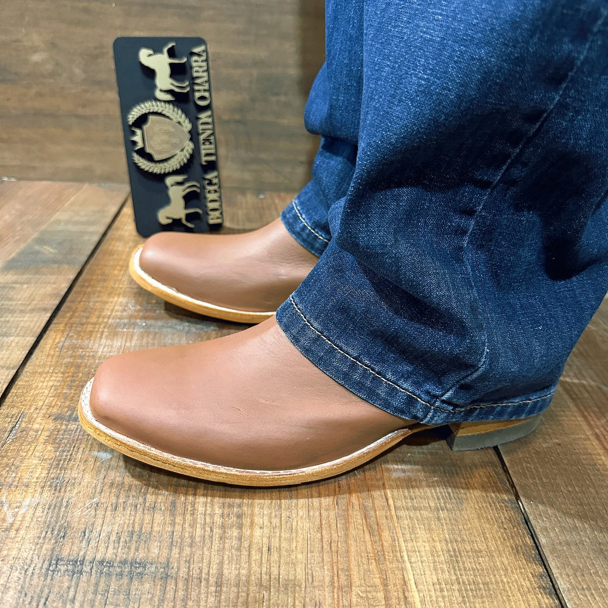 Botin horma de pato, color piel Graso claro - Tiendacharra.com - Bodega Tienda Charra