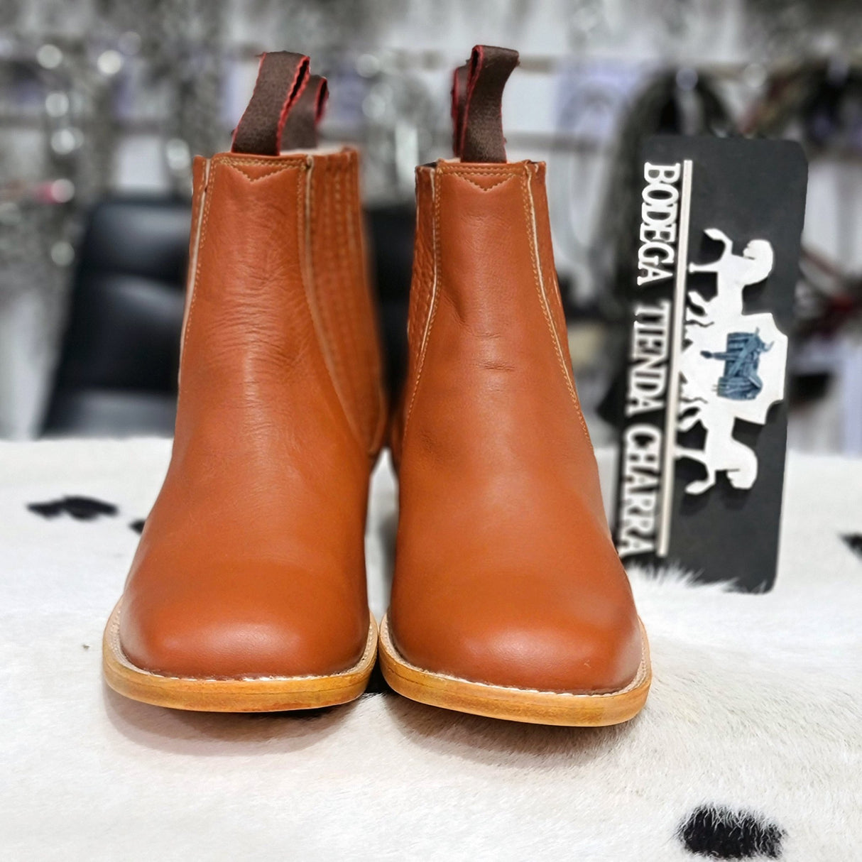 Botin horma de pato, color piel Miel Quemada - Tiendacharra.com - Bodega Tienda Charra