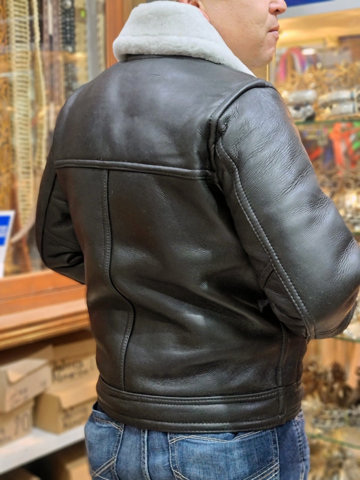 Chamarra de piel de borrego con cierre (Negra) - Tiendacharra.com - Bodega Tienda Charra