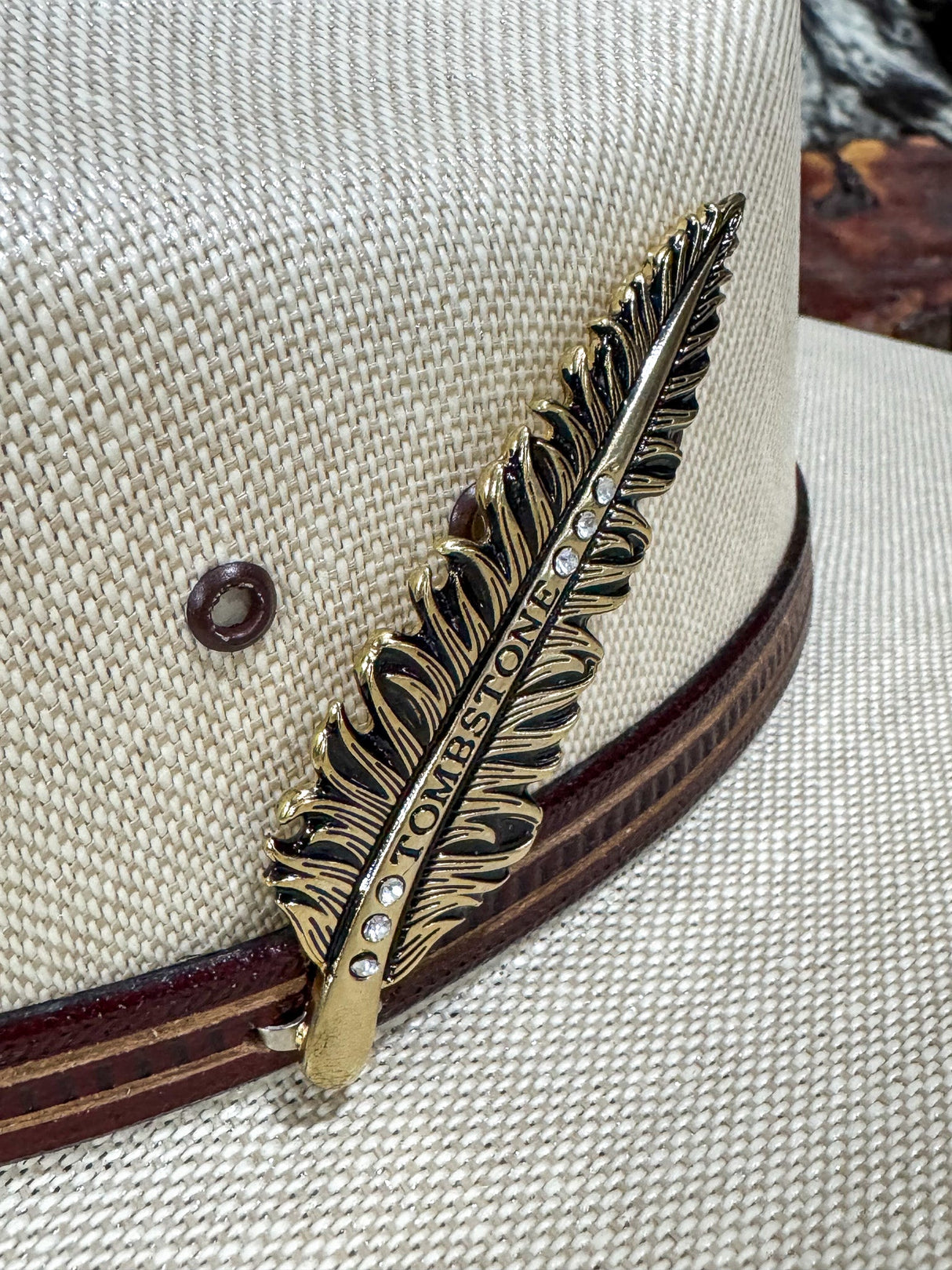 Chaparral telar capuchino F10cm - Tombstone (pluma metálica) - Tiendacharra.com - Bodega Tienda Charra