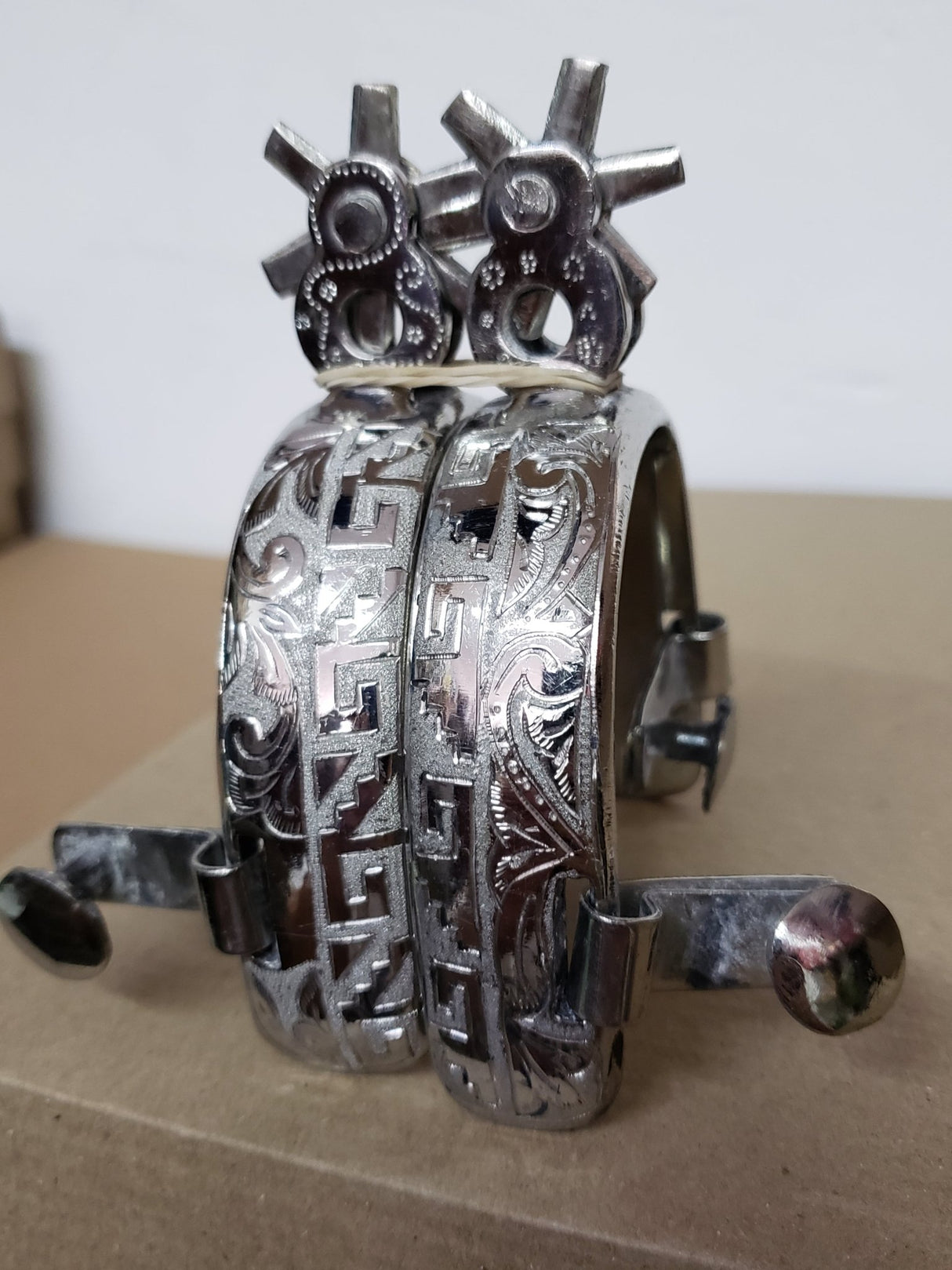 Espuela jarocha, grecas, en acero inoxidable - Tiendacharra.com - Bodega Tienda Charra