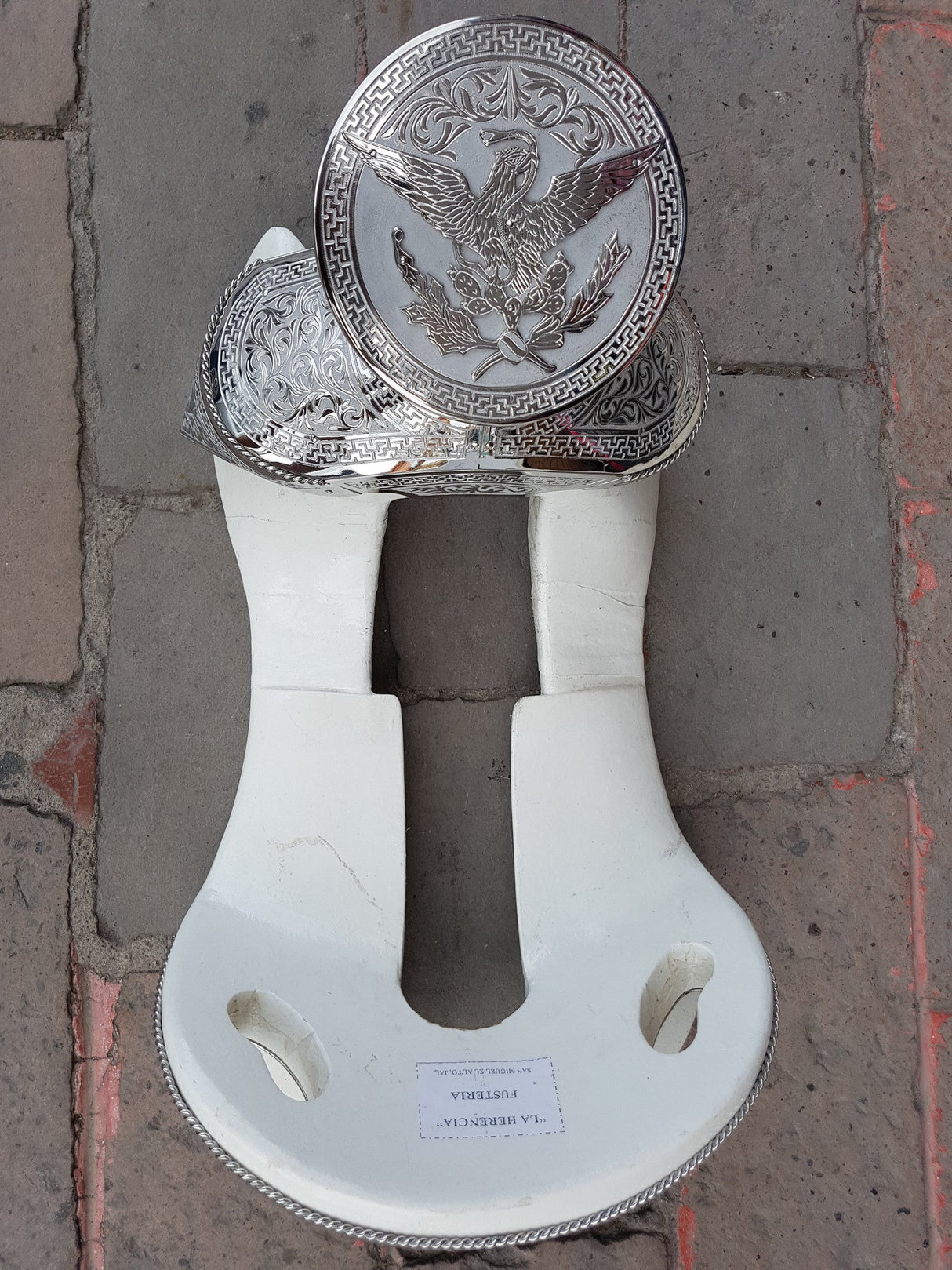 Fuste escarbado en acero inoxidable, modelo Águila Porfiriana - Tiendacharra.com - Bodega Tienda Charra