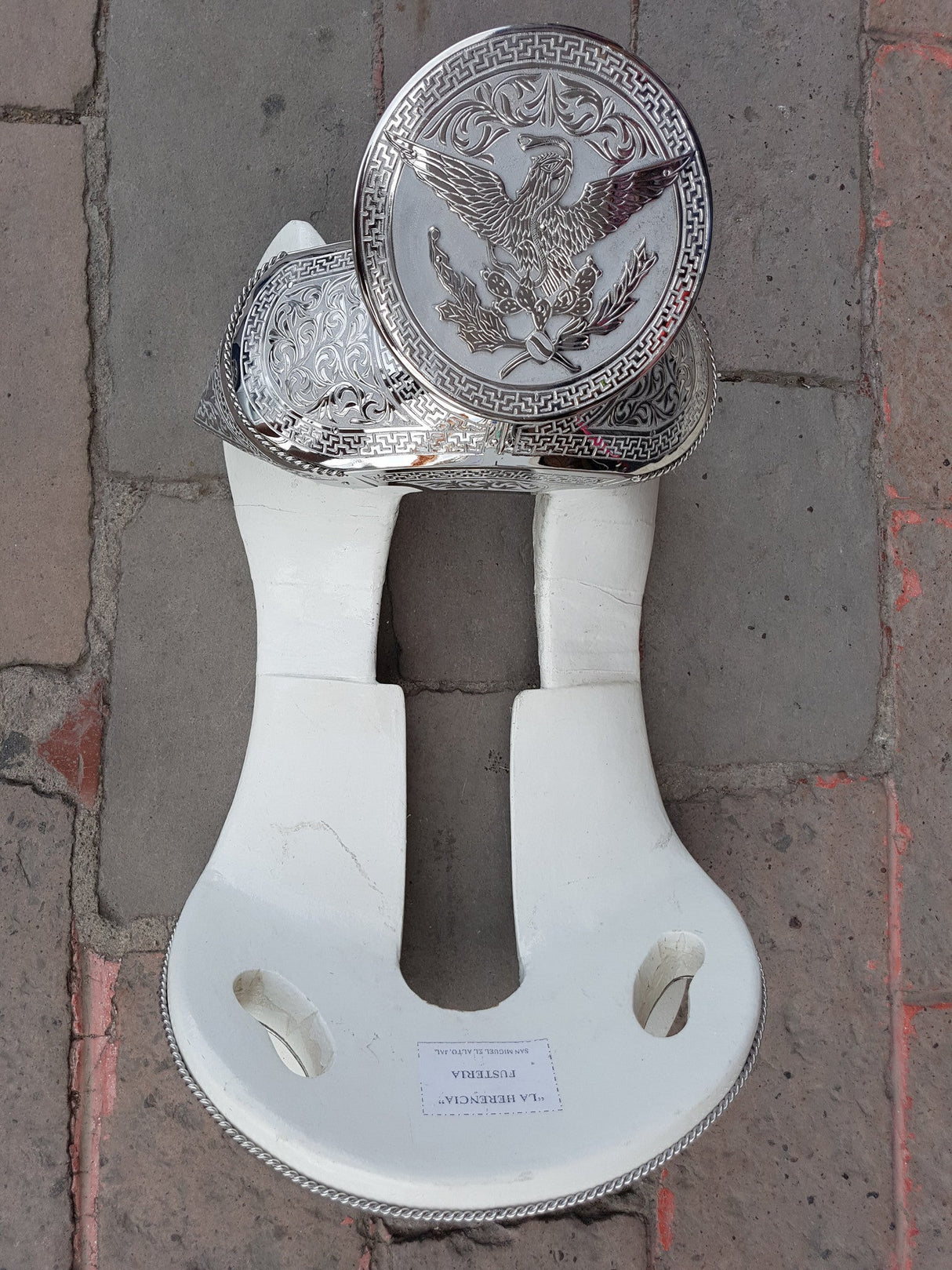 Fuste escarbado en acero inoxidable, modelo Águila Porfiriana - Tiendacharra.com - Bodega Tienda Charra