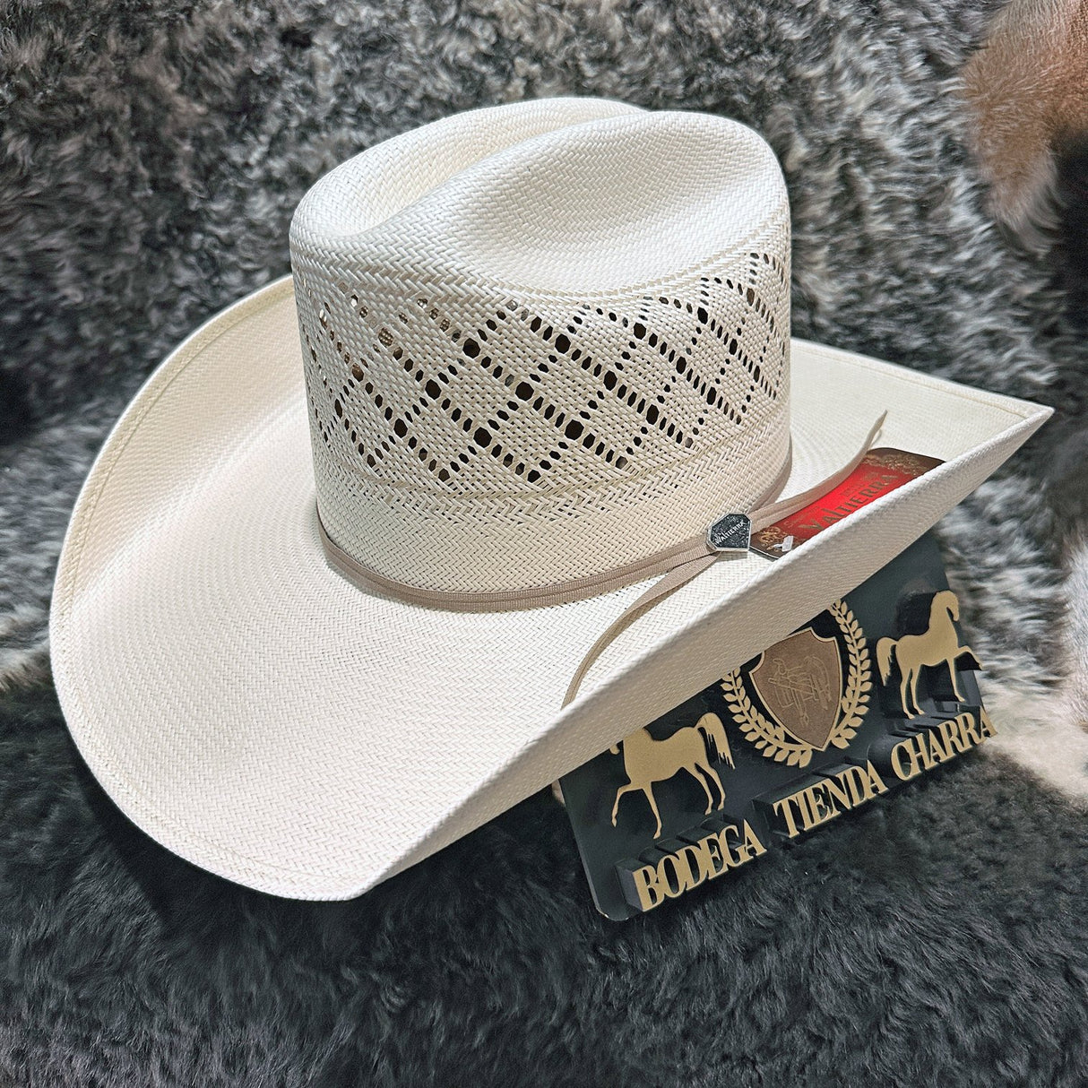 Giza ventilado 300x marca Valtierra - Tiendacharra.com - Bodega Tienda Charra