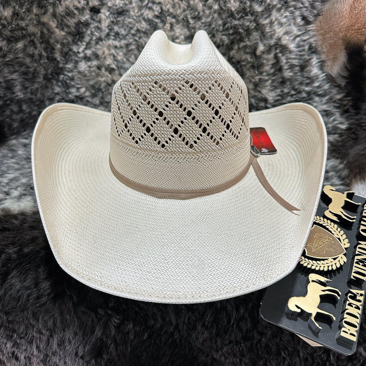 Giza ventilado 300x marca Valtierra - Tiendacharra.com - Bodega Tienda Charra