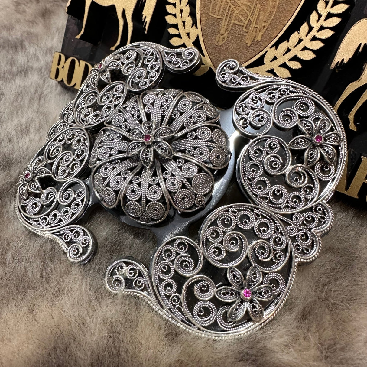 Hebilla en filigrana Chapetón (hilos de plata) - Tiendacharra.com - Bodega Tienda Charra