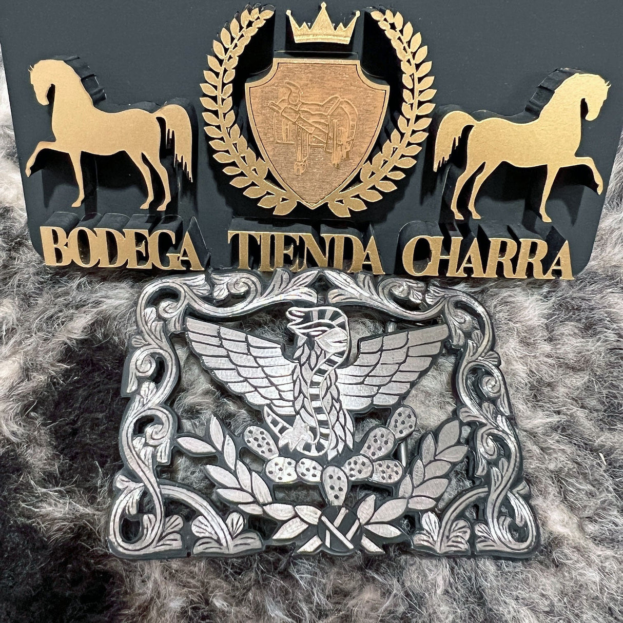Hebilla grabada en pelo HPN114 - Tiendacharra.com - Bodega Tienda Charra