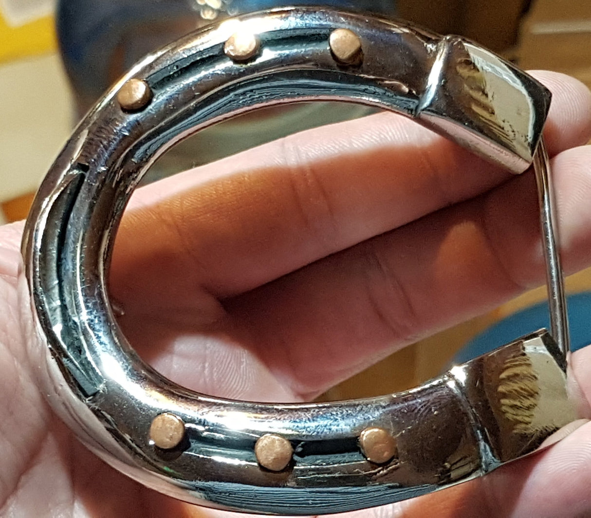 Hebilla modelo herradura uña y clavos - Tiendacharra.com - Bodega Tienda Charra