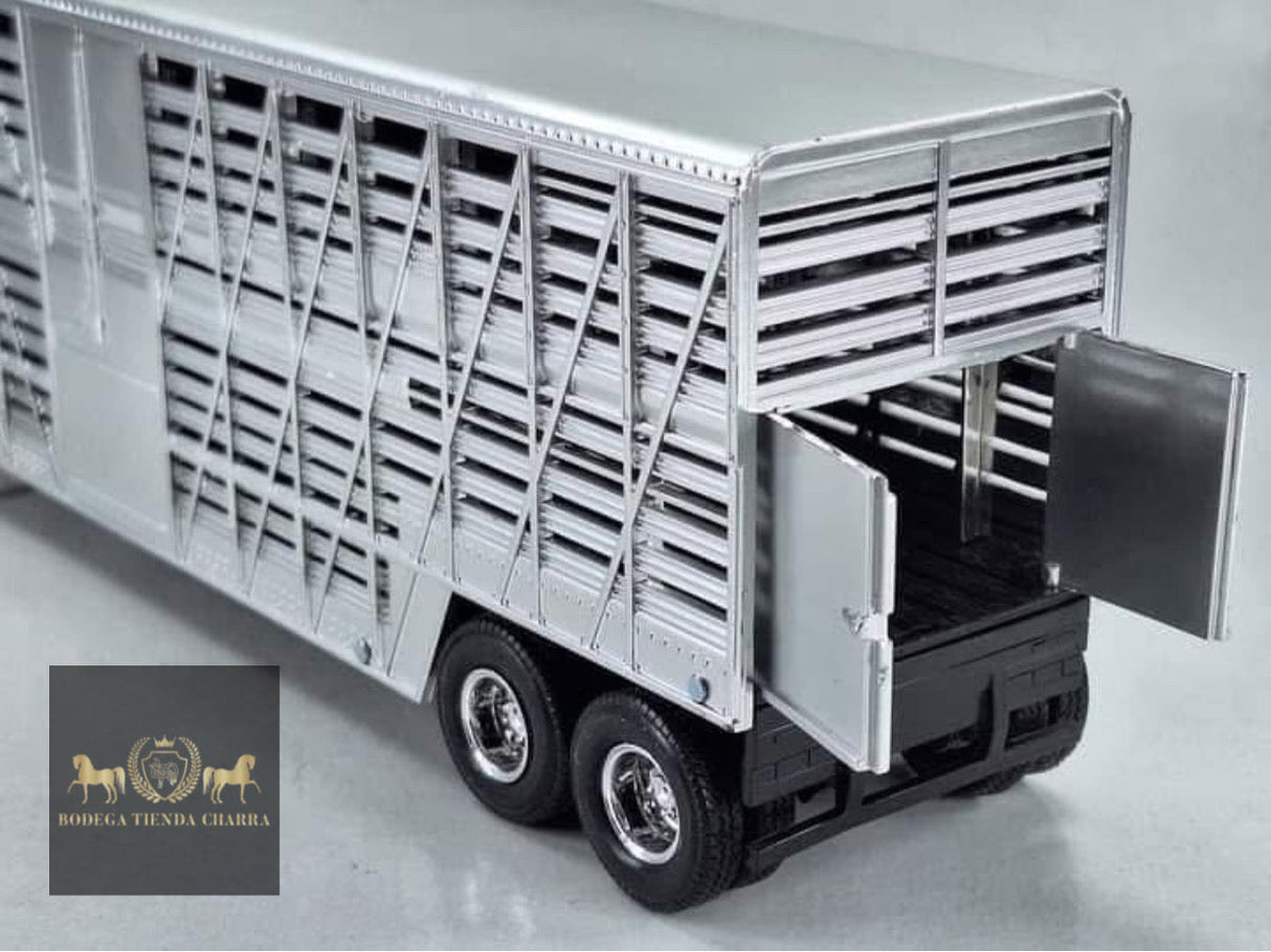 Mack B - 61 en escala 1:43 de la marca New Ray - Tiendacharra.com - Bodega Tienda Charra