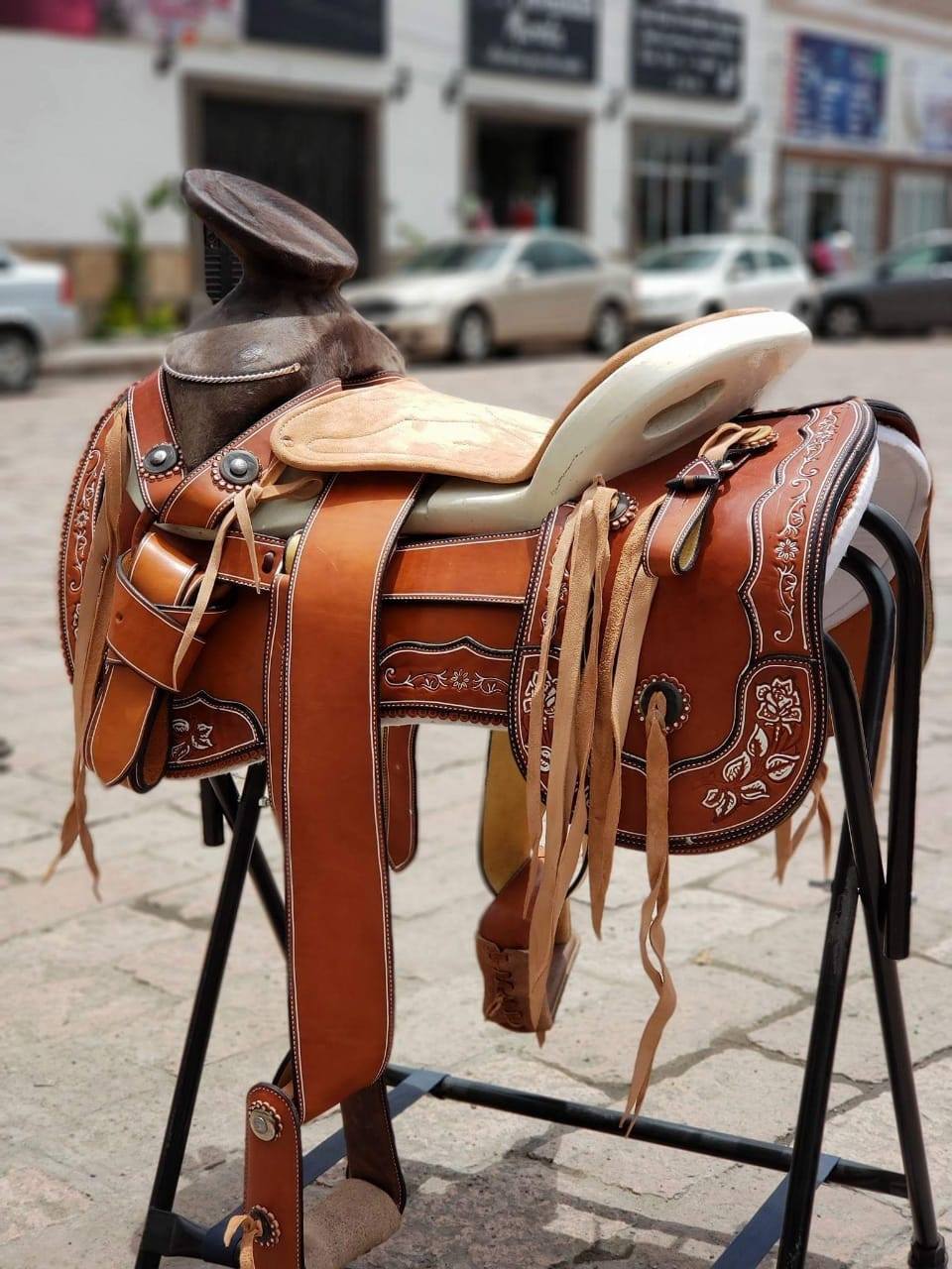 Montura charra fina, vaqueta de primera calidad - Tiendacharra.com - Bodega Tienda Charra