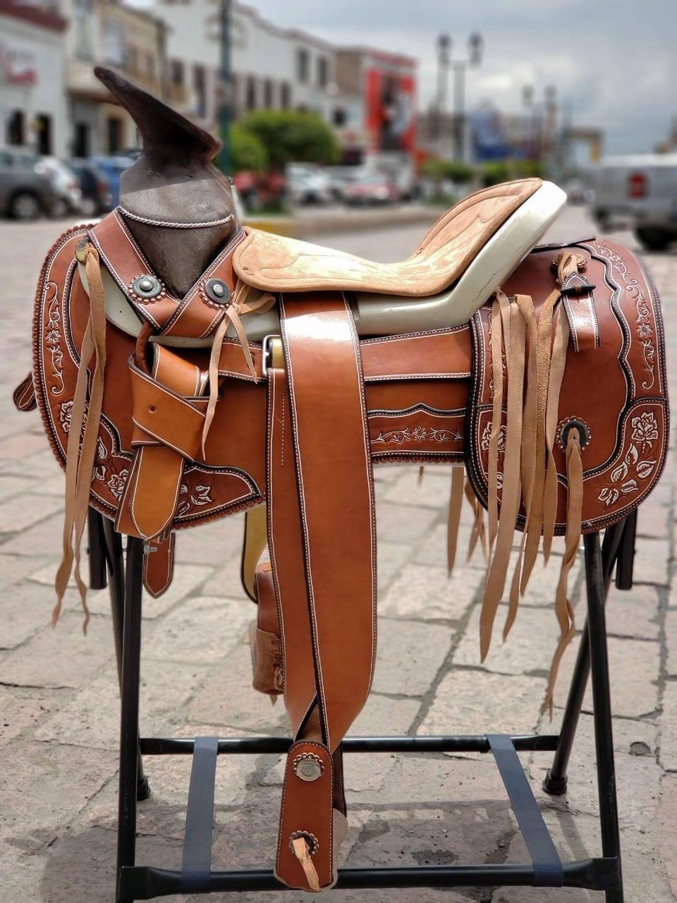 Montura charra fina, vaqueta de primera calidad - Tiendacharra.com - Bodega Tienda Charra