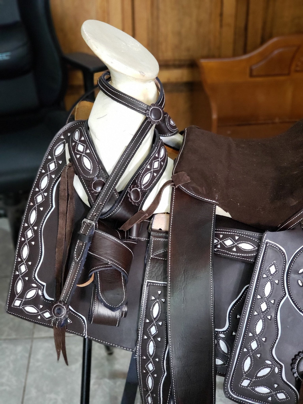 Montura charra media gala cudrada, cueraje amplio - Tiendacharra.com - Bodega Tienda Charra