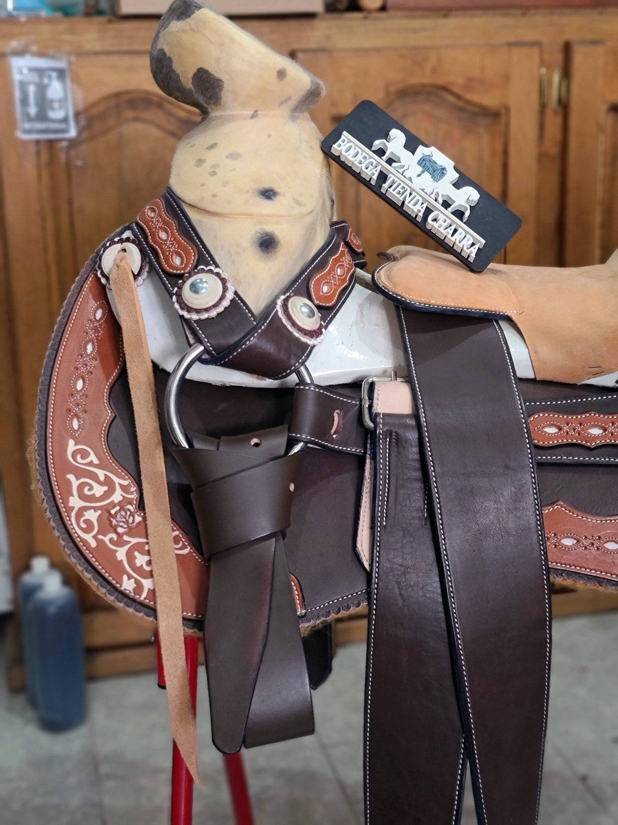 Montura charra media gala, fuste con surrón SCJA125 - Tiendacharra.com - Bodega Tienda Charra