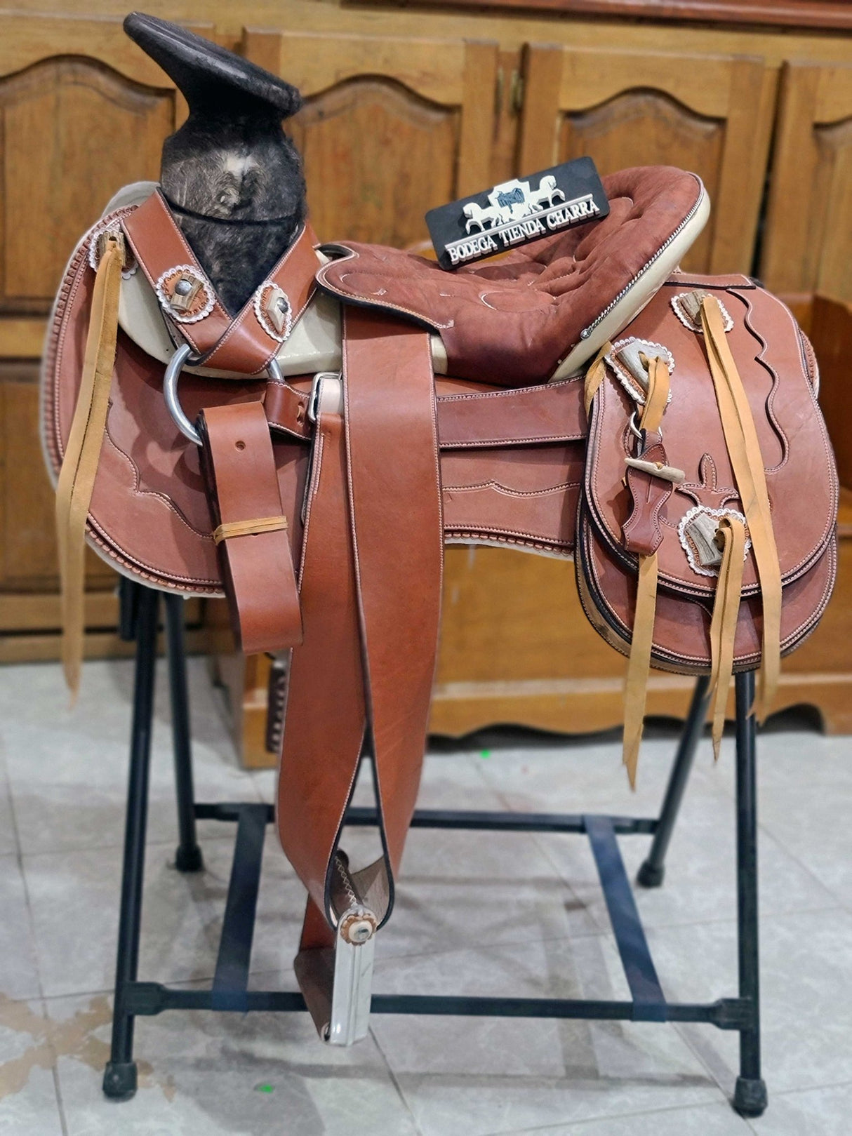 Montura charra media gala, fuste con surrón SCJA128 - Tiendacharra.com - Bodega Tienda Charra