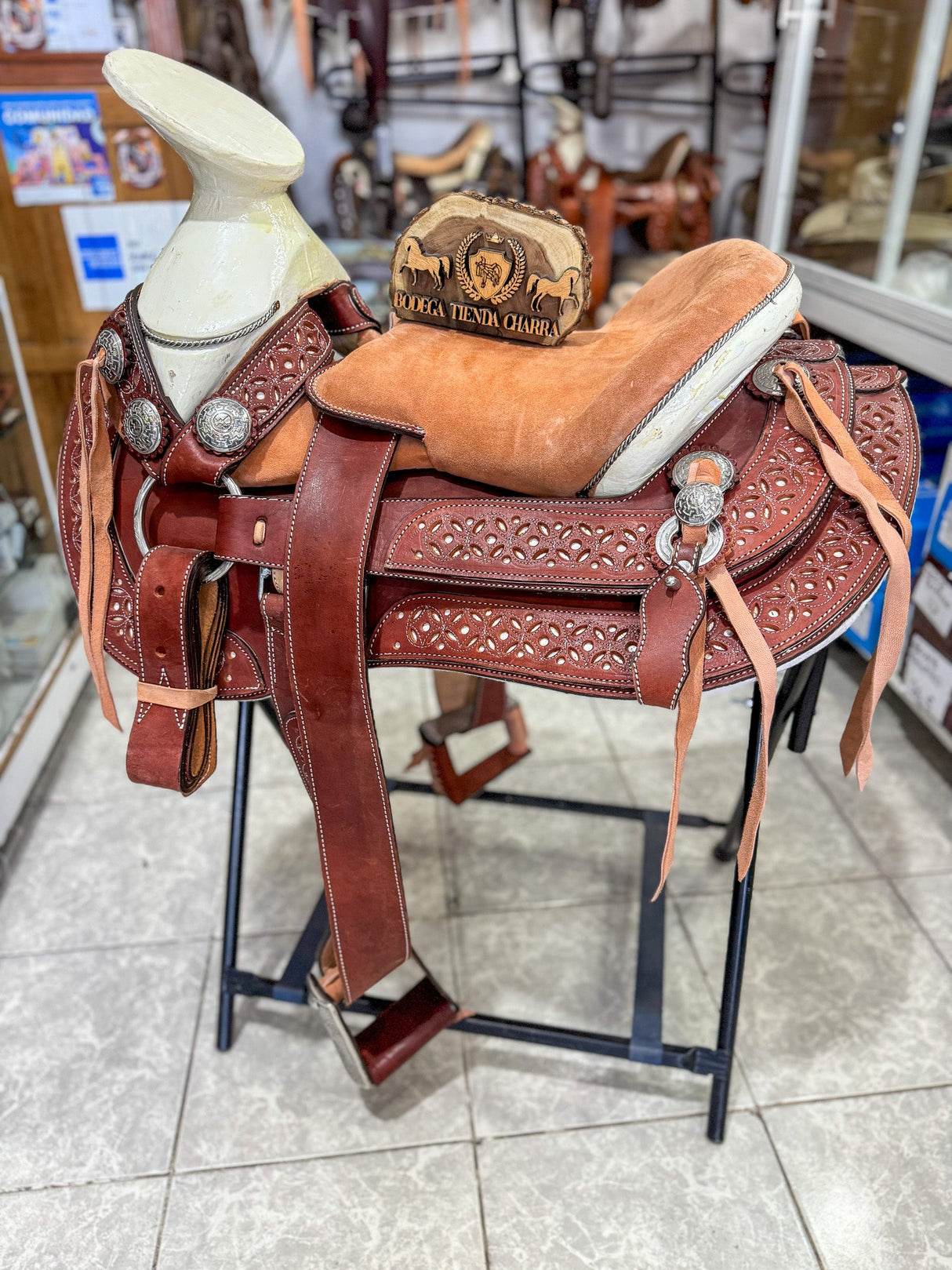 Montura Cola de pato - Esferas Fuste 16 - Tiendacharra.com - Bodega Tienda Charra