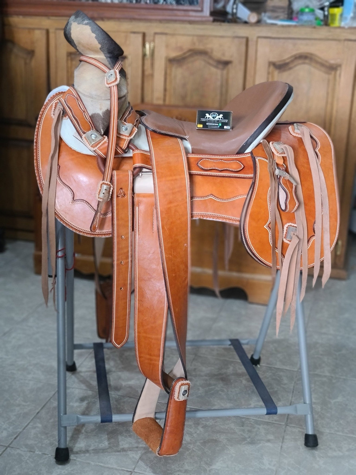 Silla charra cola de pato, cantinas desmontables, cuerno de venado - Tiendacharra.com - Bodega Tienda Charra