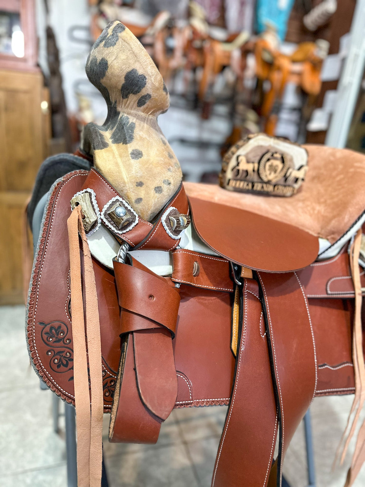 Silla charra esqueleto en cuero americano c.canela F16 OUTLET - Tiendacharra.com - Bodega Tienda Charra