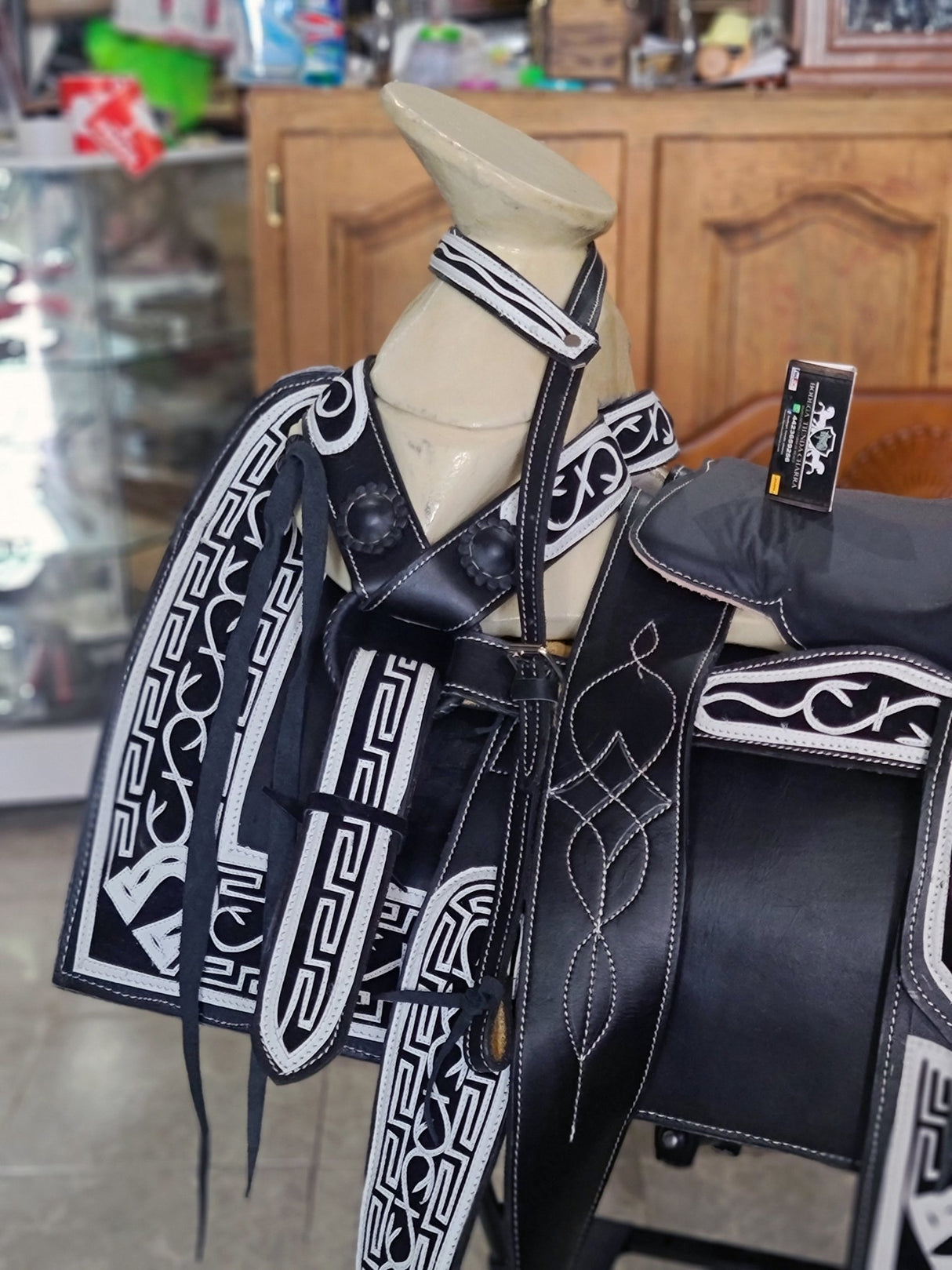 Silla charra navajeada negra. - Tiendacharra.com - Bodega Tienda Charra