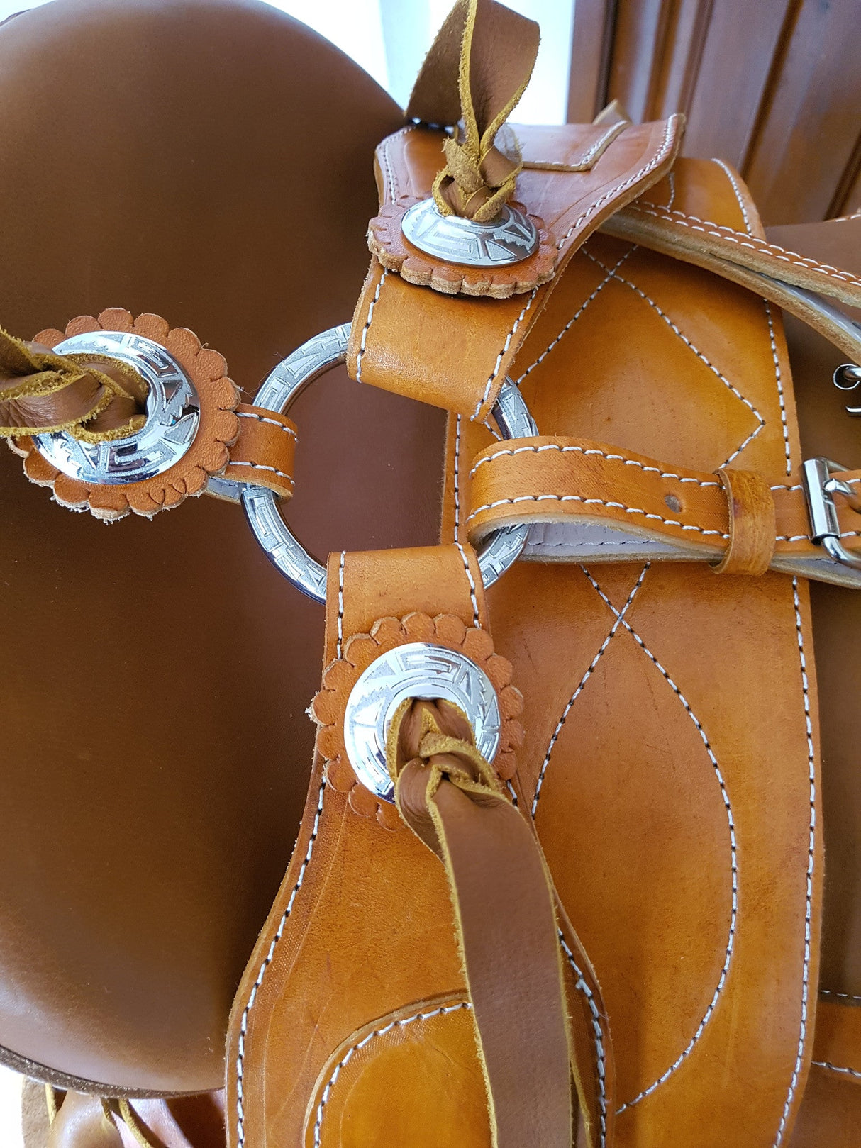 Silla charra, trabajo fino en vaqueta y piel - Tiendacharra.com - Bodega Tienda Charra