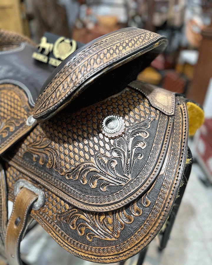 Silla texana cincelada F16 OUTLET - Tiendacharra.com - Bodega Tienda Charra