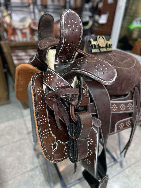 Albarda charra, adorno floreado (chocolate) - Tiendacharra.com - Bodega Tienda Charra