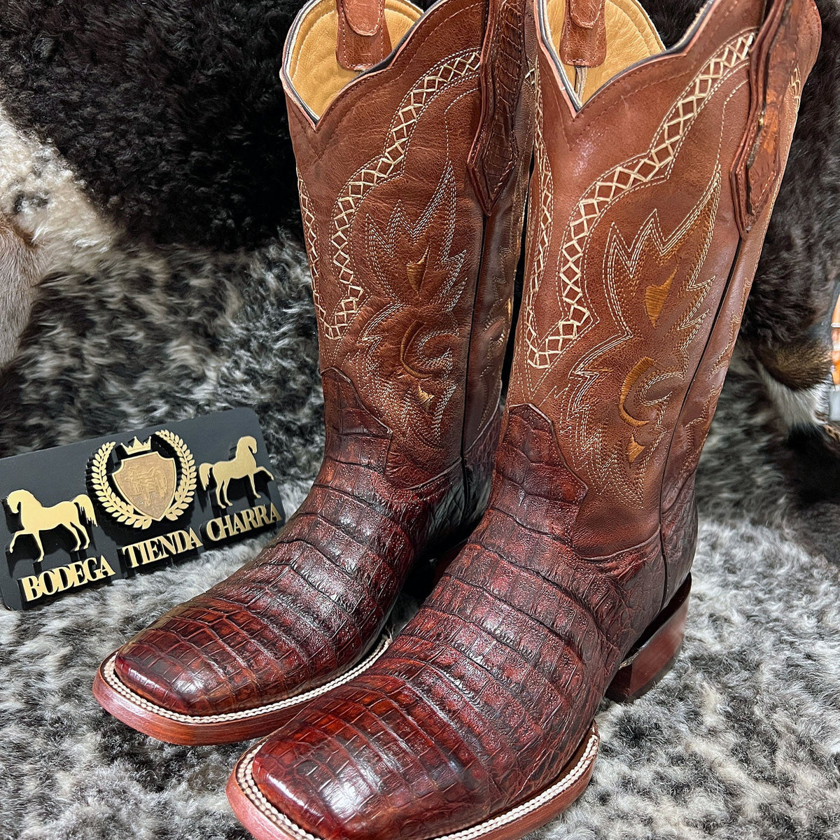 Crocodile skin Bulldog last boot (Coffee) – Tiendacharra.com - Bodega ...