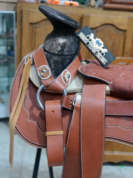 Montura charra media gala, fuste con surrón SCJA128 - Tiendacharra.com - Bodega Tienda Charra