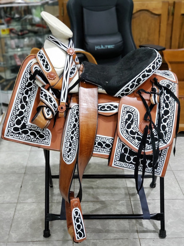 Montura charra navajeada económica. - Tiendacharra.com - Bodega Tienda Charra