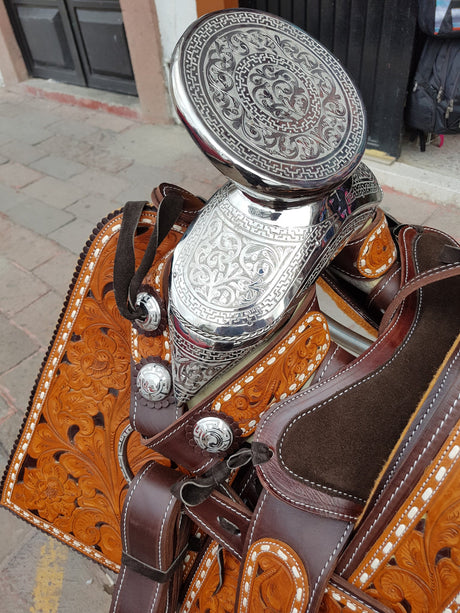 Silla charra cincelada y resacada, fuste de acero - Tiendacharra.com - Bodega Tienda Charra