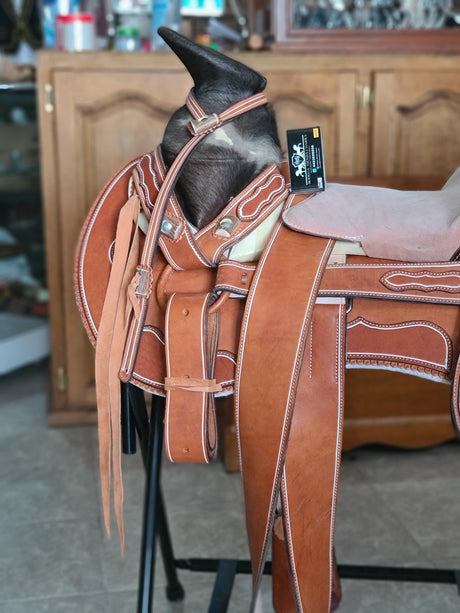 Silla charra cola de pato, cantinas desmontables, cuerno de venado - Tiendacharra.com - Bodega Tienda Charra