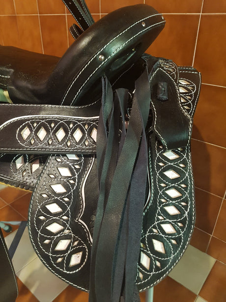 Silla charra cola de pato, diseño pespuntado - Tiendacharra.com - Bodega Tienda Charra