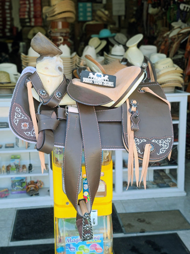 Silla charra cuero americano cosida a mano - Tiendacharra.com - Bodega Tienda Charra