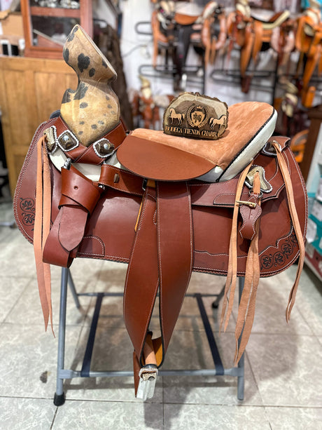 Silla charra esqueleto en cuero americano c.canela F16 OUTLET - Tiendacharra.com - Bodega Tienda Charra