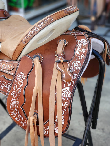 Silla charra fina pirograbada #3 - Tiendacharra.com - Bodega Tienda Charra