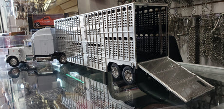 Trailer ganadero Peterbilt escala 1:24 - Tiendacharra.com - Bodega Tienda Charra