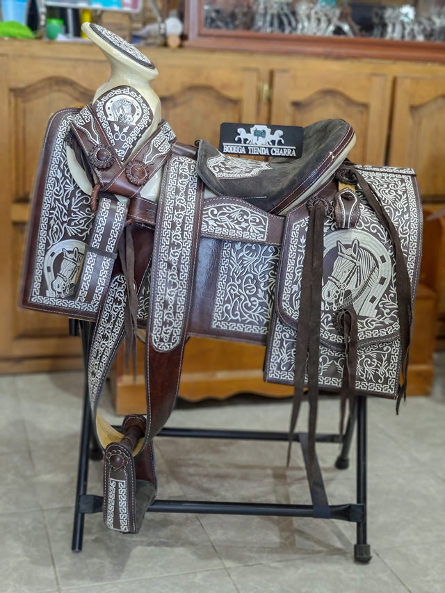 Silla charra cuadrada modelo caballo/herradura - Tiendacharra.com - Bodega Tienda Charra